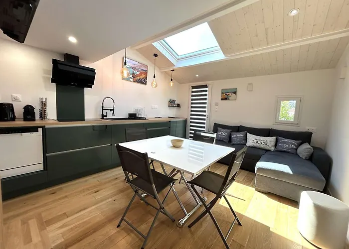 Br040-489 2 Pieces Mezz 4 Couchages Sur Villa